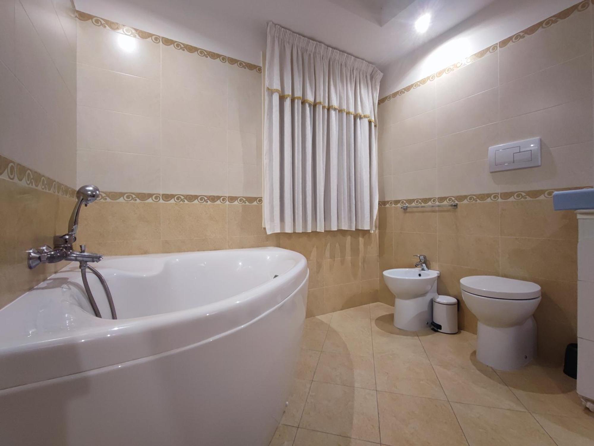 Genoard Apartment Палермо Екстериор снимка